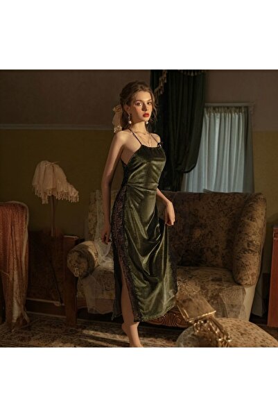 VELVIA Velvet Lingerie with Lace Details