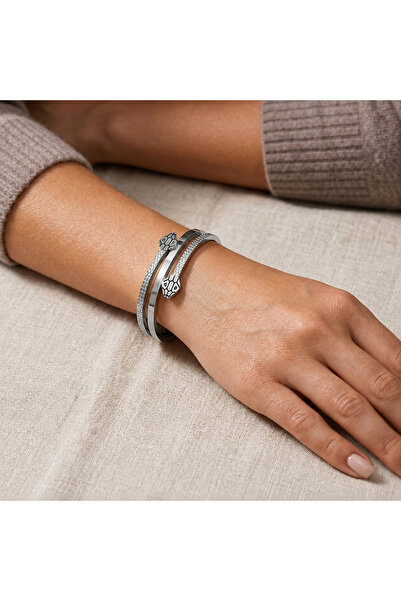 VELVIA Elegant Snake Head Design Bracelet