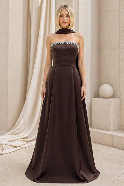 Rain and River Elegant strapless evening dress with stone embellishments
