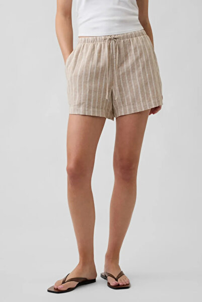 GAP Women's White Shorts 884125001