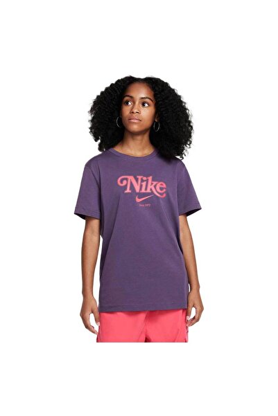 Nike Kids Short-Sleeve Sportswear T-Shirt L / 12–13Y