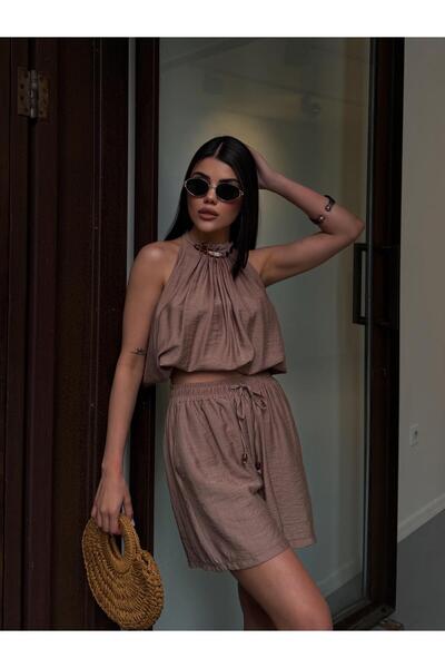 Lijuri Halter neck blouse and shorts set 10347