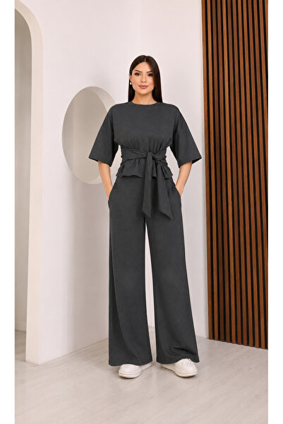 moda paketi Σετ με διπλό κοστούμι με λεπτομέρεια στον ιμάντα – Σετ με μπλούζα...