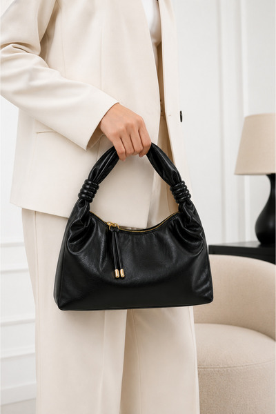 RAPA Women's Black Knot Buckle Detailed Zippered Shoulder Bag