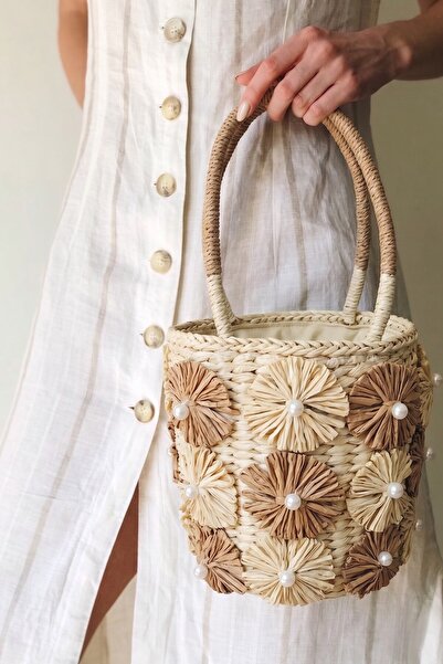 The Champ Clothing Women's Handmade Straw Bag Solea Pearl Bloom Beige – with ...