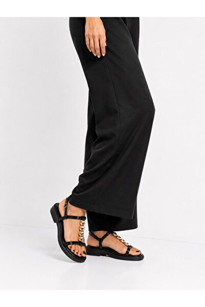 DN2S Women's Sandals with Gold Accessories