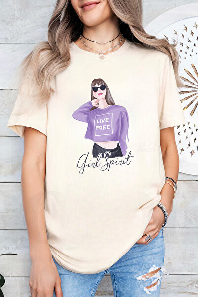 Sarah's Boutique Women's T-shirt – 100% cotton – Girl Spirit