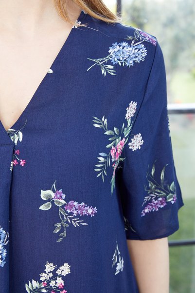 Nuevo Women's Navy Blue Floral Patterned V-Neck Loose Cut Long Dress