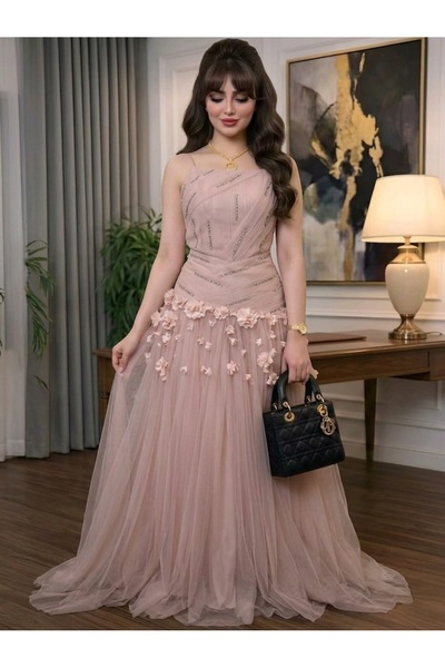 tasmim kian فستان سهرة انثوي رقيق