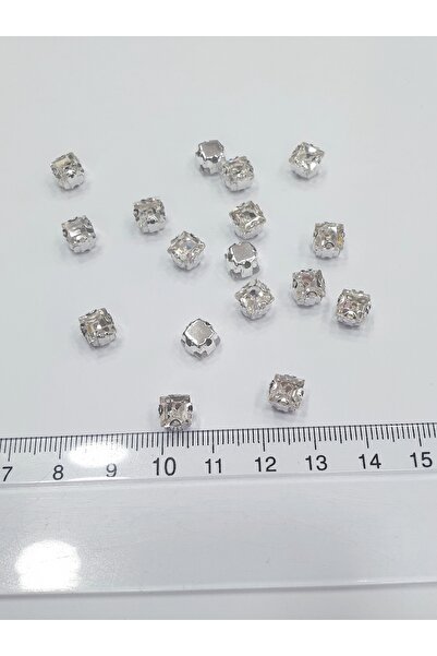 CRYSTALSHOP Kamen u kućištu - kvadratni kristal 6*6 mm (100 AD)