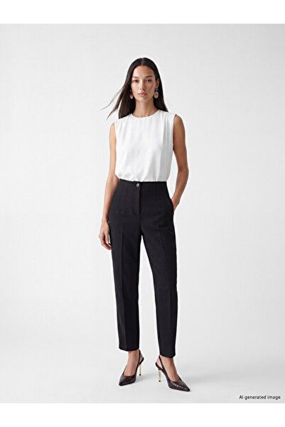 LC Waikiki Rmz Gi̇yi̇m Farkliyla Pleated Women's Fabric Trousers