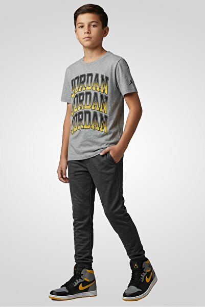 Nike Kids Boy Sportswear Fit Short Sleeve Graphic Print Outdoor T-Shirt, Grey