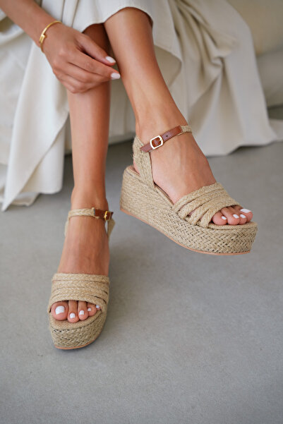 selin shoes Aruna Wicker Ankle Adjustable Buckle Detail Wedge Heel Women's Sa...