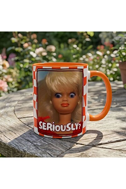 Mood Maker Design Retro Barbie Renki Tasarım Porselen Kupa