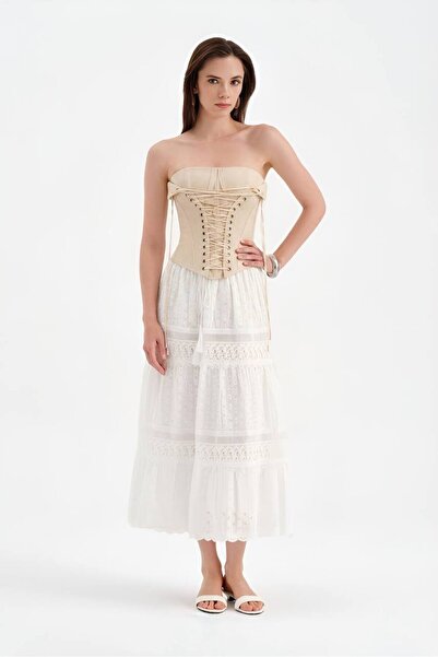tw3 Women's Corset with Lace Detail on the Front and Covered Chest Design