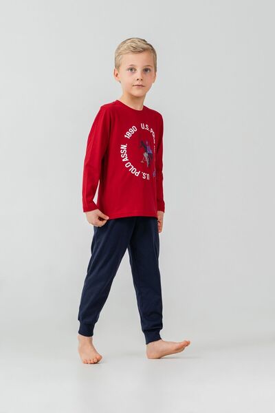 U.S. Polo Assn. طقم بيجامة للأولاد مطبوع باللون الأحمر بأكمام طويلة US2638-C-V2