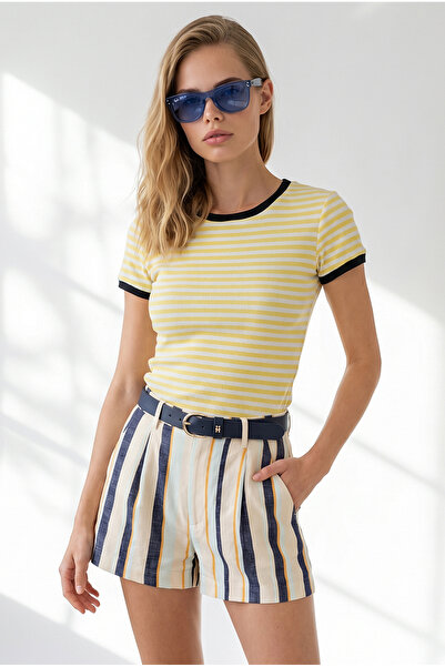 Olalook Women's Yellow Striped Color Detailed Crop Cotton T-Shirt Tsh-19001019