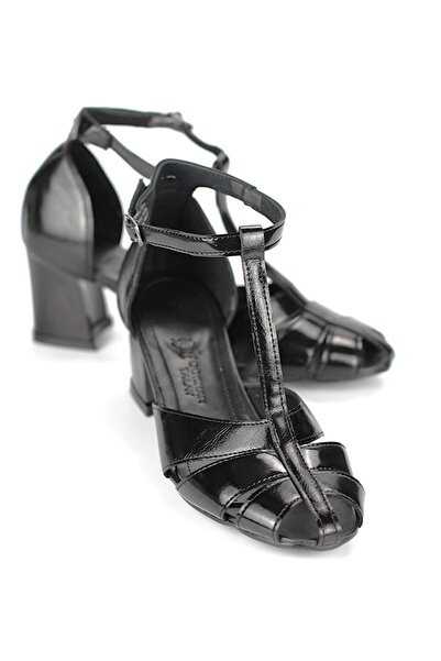 Gökhan Talay Queenn Thick Heeled Shoes (4cm) Black Patent Leather