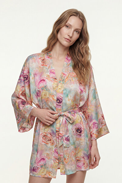 Feu De Elu Fumee Marguerite Patterned Short Satin Dressing Gown / Kimono