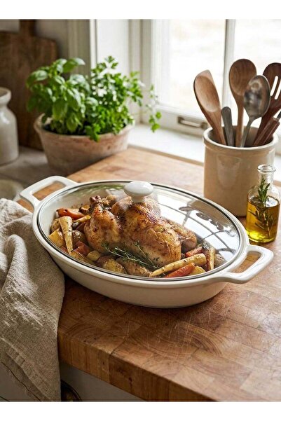 Trust Dove Porcelain Oval Baking Dish with Glass Lid White 16.75 inch