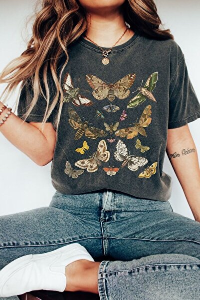 classy moda Vintage Washed Butterfly Printed Unisex Wide Fit Oversize T-Shirt...