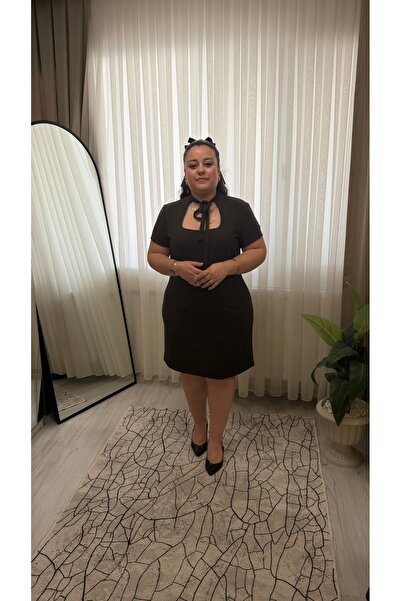 Butik Scarlet Bağlama Detaylı Elbise