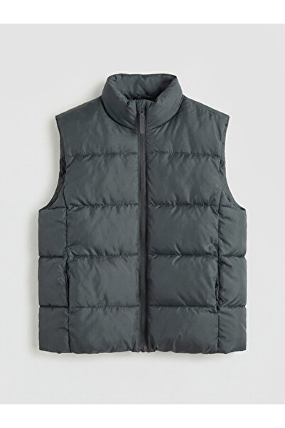 LC Waikiki Esvab • Modern & Distinctive Stand Collar Boys' Puffer Vest