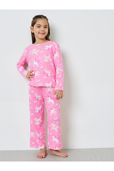 Styli Girls Printed Long Sleeves T-Shirt and Pyjama Set