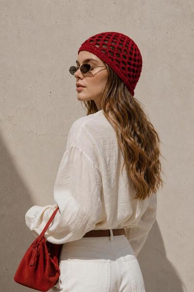 AFVENTE Women's Knitted Beanie Red Knitwear Hair Accessory