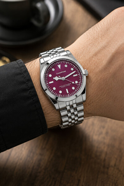 laria jewelry Fuchsia Dial Men's Wristwatch