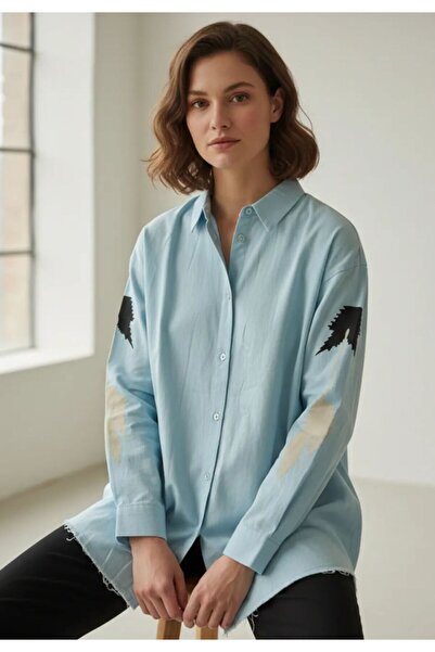 Serena Women's blue Denim shirt with buttons and print on the back and sleeves