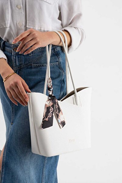 Merdiven6 2-Piece Set of Scarves and Shoulder Bags