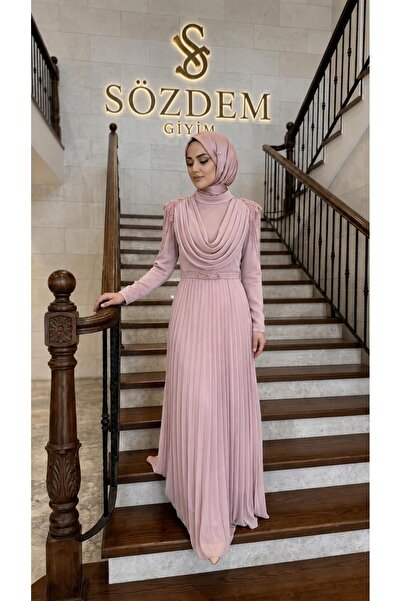 Tane Pi̇lli̇seli̇ Stone-Embellished Evening Dress
