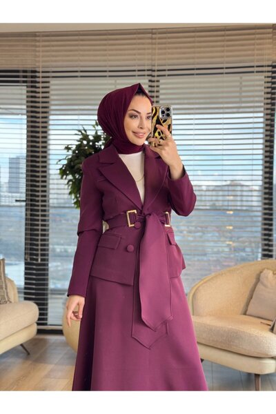Yuqa 2194 بدلة سترة بزرين مع تنورة بلون البرقوق