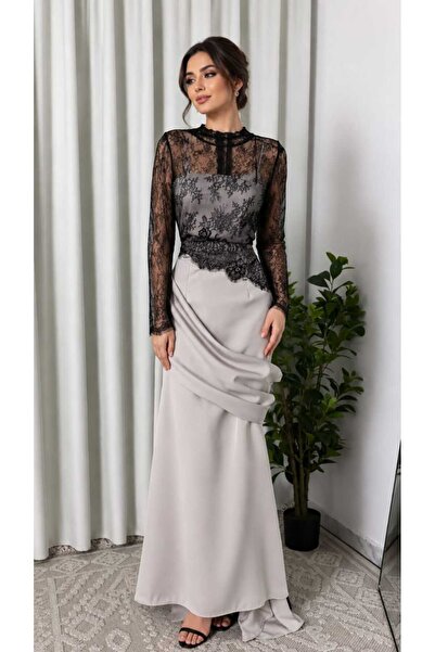 Aurora Lace dress