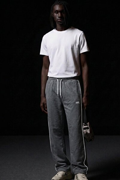 comstar Men's Printed Wide Leg Striped Smoked Sweatpants