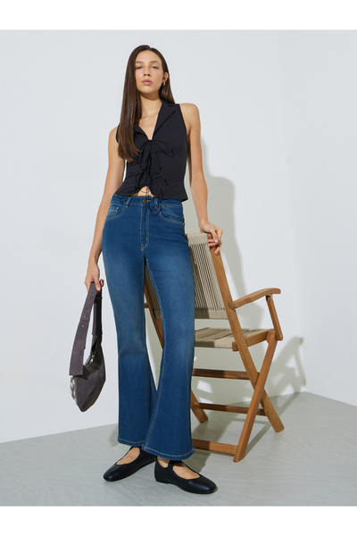 Styli Medium Blue Fit And Flare Stretch Flared Jeans