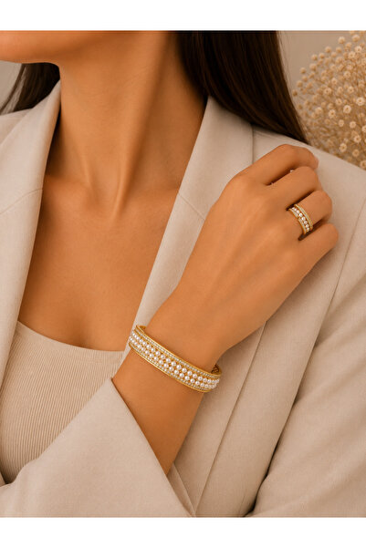 Generic Bracelet with Gold Color Ring with Zircon and Lulu
