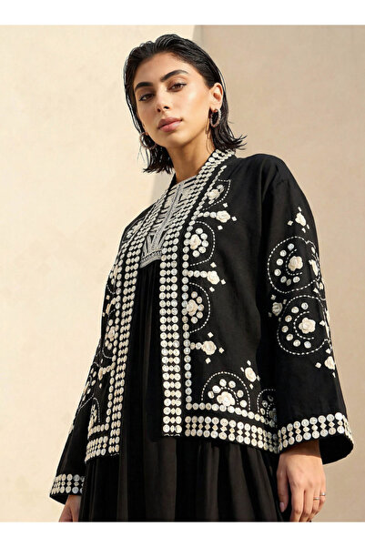 FAV EMBROIDERED BUTTON DETAIL JACKET COVER UP
