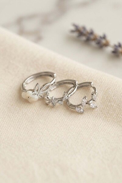 Inure Jewelry مجموعة من 3 أقراط نسائية على شكل زهرة باللون الفضي