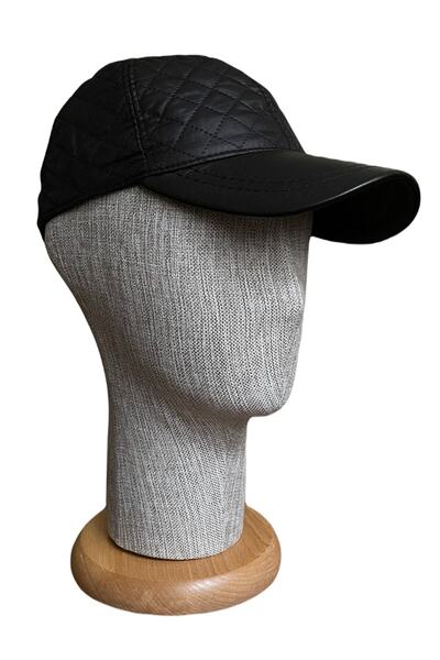 zadenza gold Leather Detailed Quilted Cap Hat