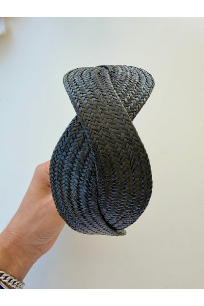 who knows ¿ Black Knitted Straw Crown Women's Clothing Accessory