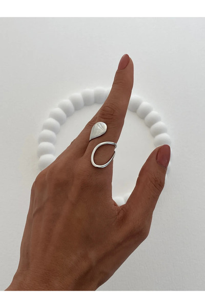 Luparadis Special Series Gap Design Spiral Adjustable Ring