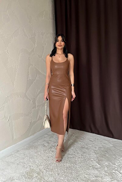 Moda Days Γυναικείο καφέ δερμάτινο φόρεμα μίντι με λεπτές τιράντες και σχισμή...
