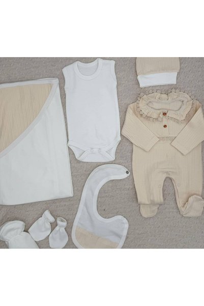 Baby day Newborn Baby Beige and White Color 5 Piece Set Fashionable Baby Clothing