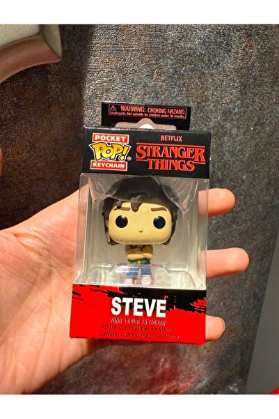 womi Pop Stranger Things Steve Figür Anahtarlık