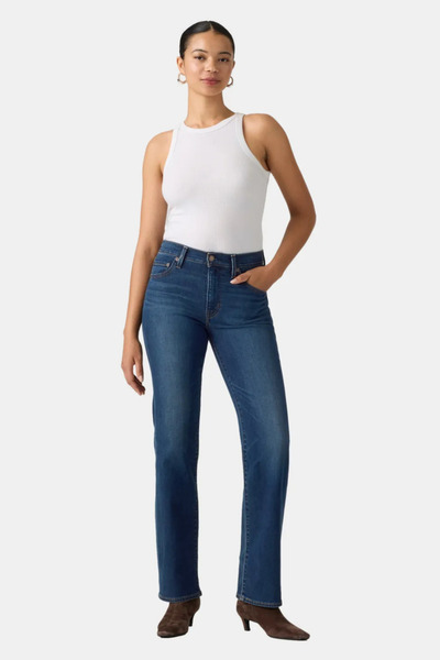Levi's 723 جينز نسائي عالي الخصر مستقيم الساق باللون الأزرق الداكن