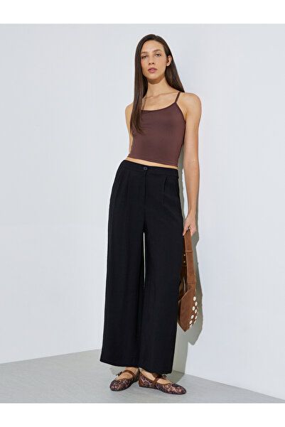 Styli Black Wide Leg Pleated Trousers with Side Pocket