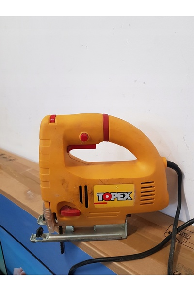 graphite JIGSAW 450W NUMĂR DE ROTAȚII 0-3000 RPM ALIMENTARE ELECTRICĂ 230V