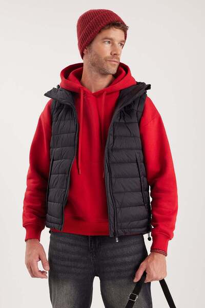Tudors Men's Relax Fit Comfortable Cut Hooded Double Pocket Black Puffer Vest